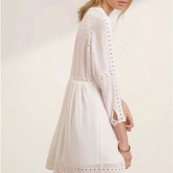 Wilfred Dresses & Skirts - Aritzia Wilfred - Eyelet Loisel Tunic Dress - size S